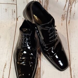 CALVIN KLEIN Gareth Patent Tuxedo Oxford Dress Shoes Men's 10M